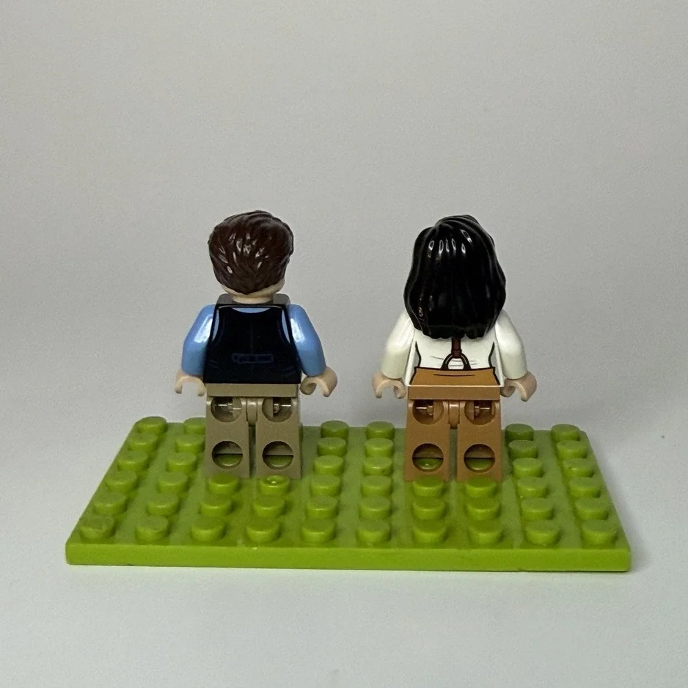 LEGO Minifigure Lot - FRIENDS + Gunther From set 21319 Lego Ideas Central Perk